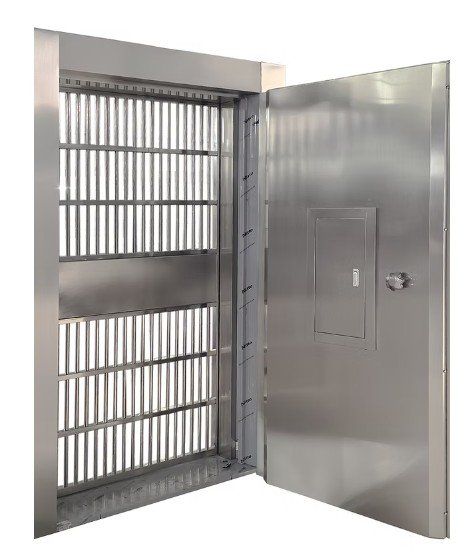 How Do Vault Door Manufacturers Ensure Maximum Security?