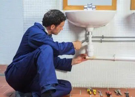 What Makes a Master Plumber in Dallas TX Different from a Regular Plumber?