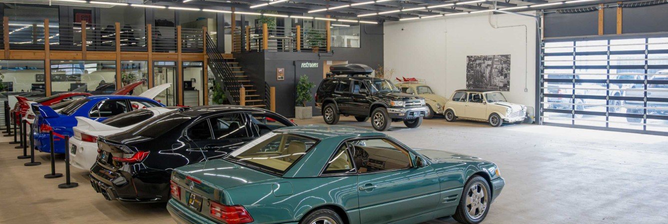 What Should You Look for in a Used Car Dealership Near Me?