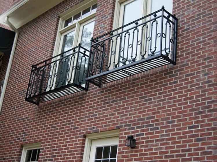 Elevate Your Home’s Charm with Stunning Balconies in Birmingham, AL