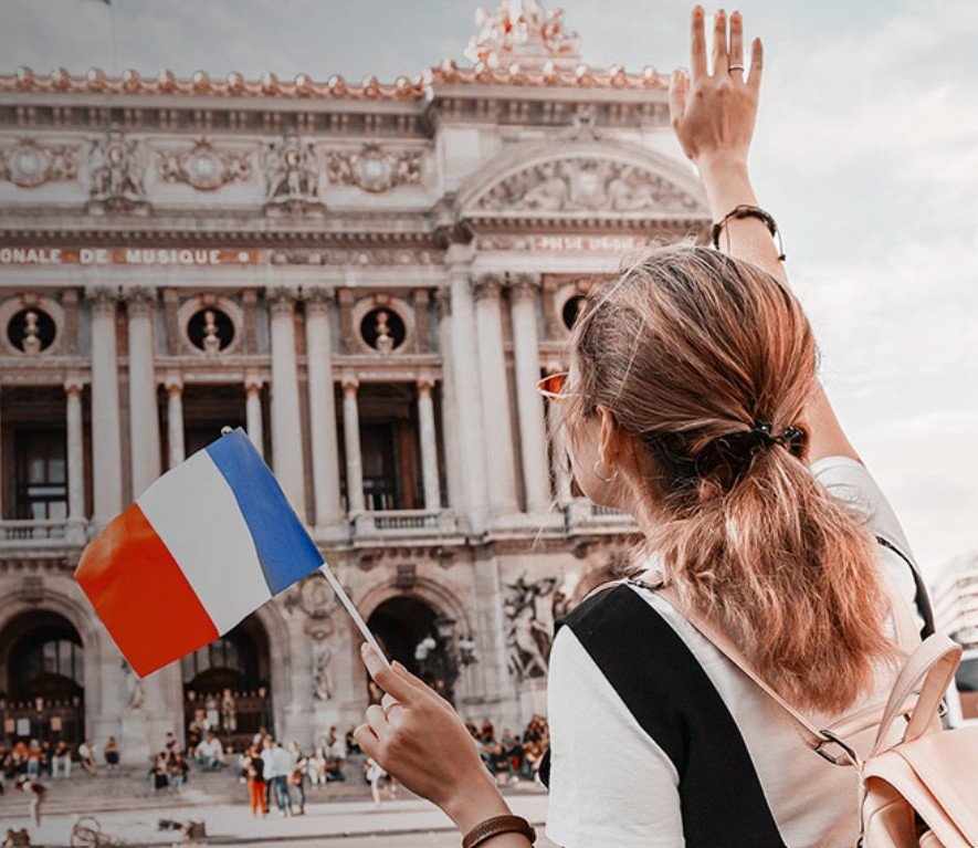 Why Should You Learn French Online This Year?