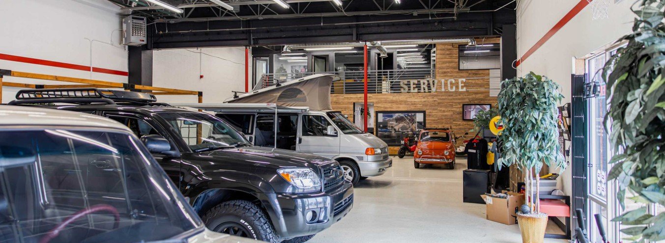 How to Find the Right Pre-Owned Vehicle: A Complete Dealership Guide